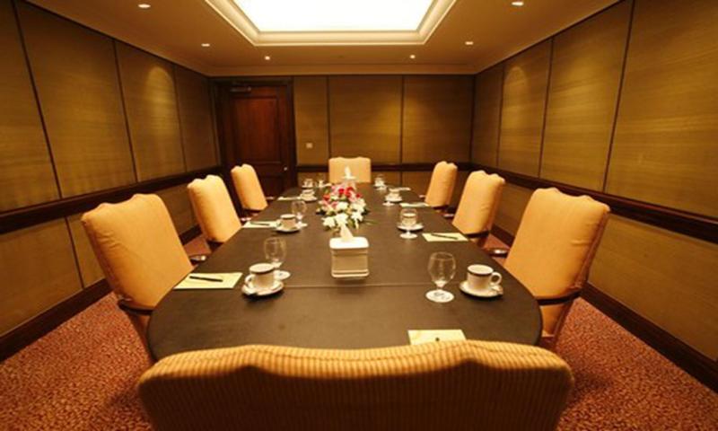Pearl Continental Lahore image