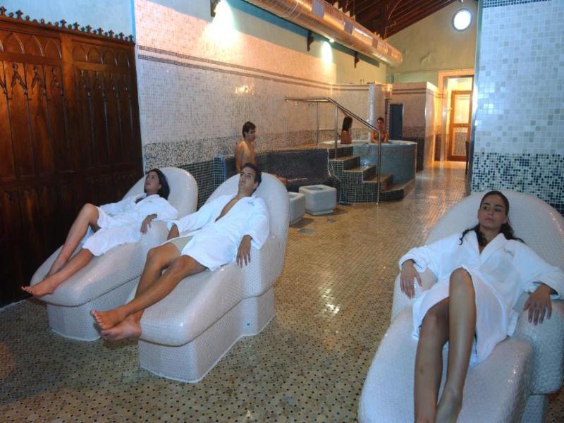 Gran Hotel Balneario De Lierganes image