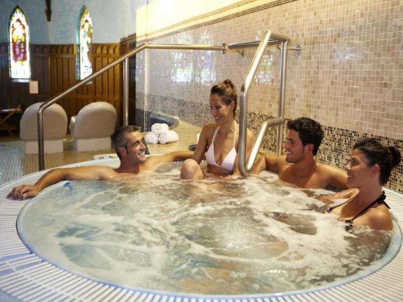 Gran Hotel Balneario De Lierganes image