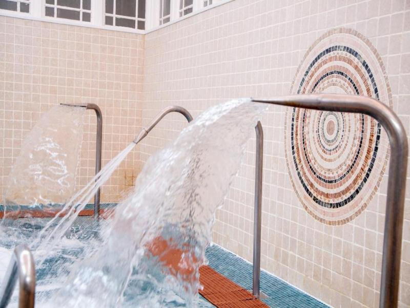 Gran Hotel Balneario De Lierganes image