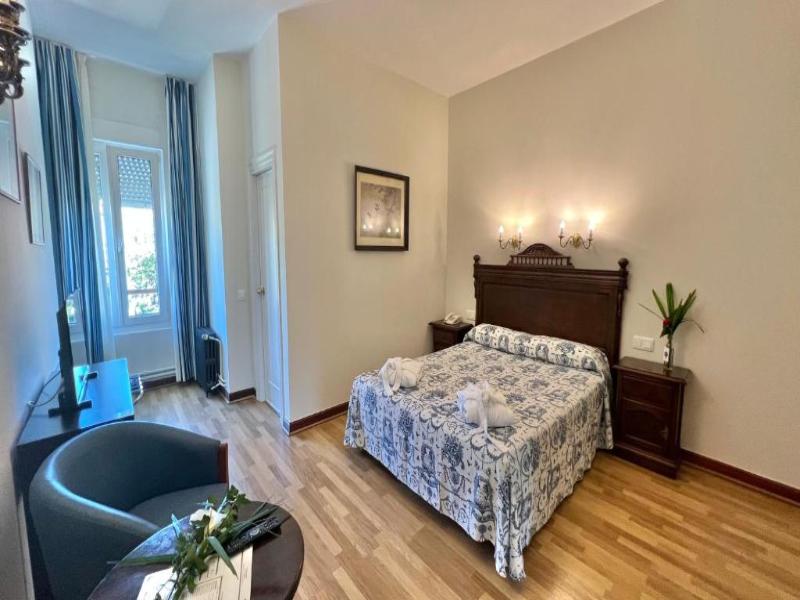 Gran Hotel Balneario De Lierganes image