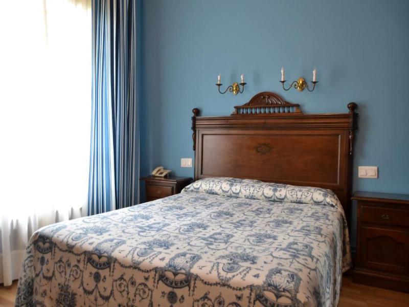 Gran Hotel Balneario De Lierganes image