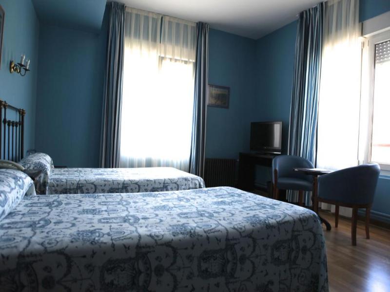 Gran Hotel Balneario De Lierganes image