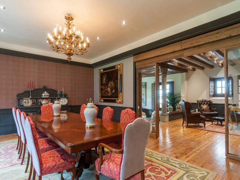 La Casa Del Presidente image