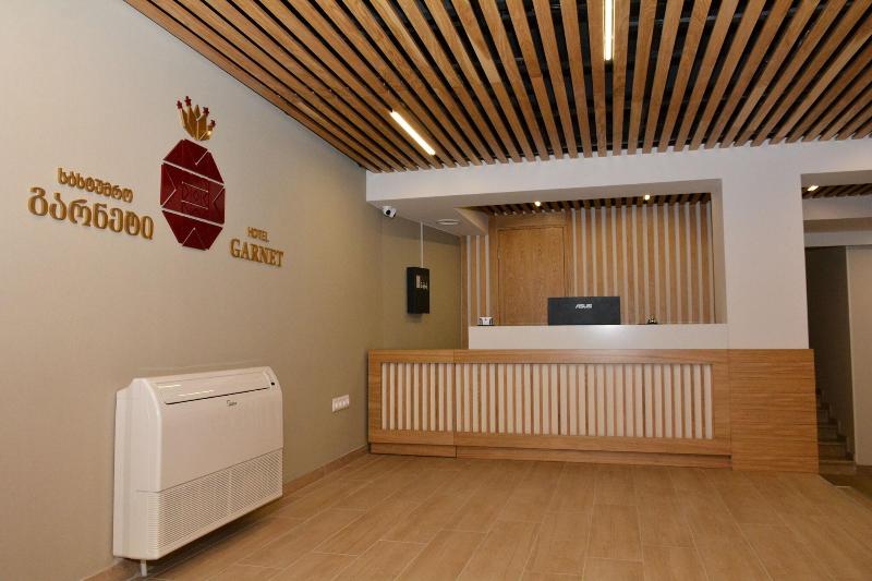 Garnet Hotel image