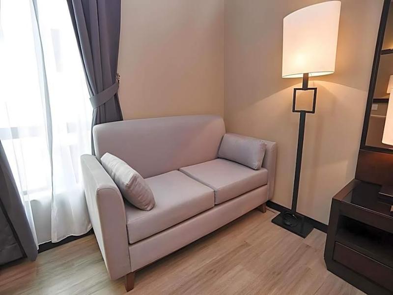 Corsica Hotel image