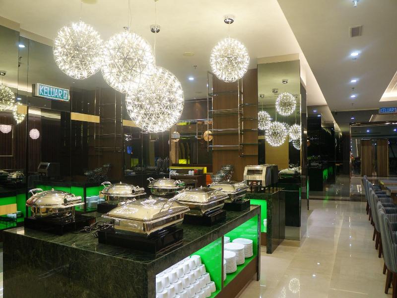 Greens Hotel Suites