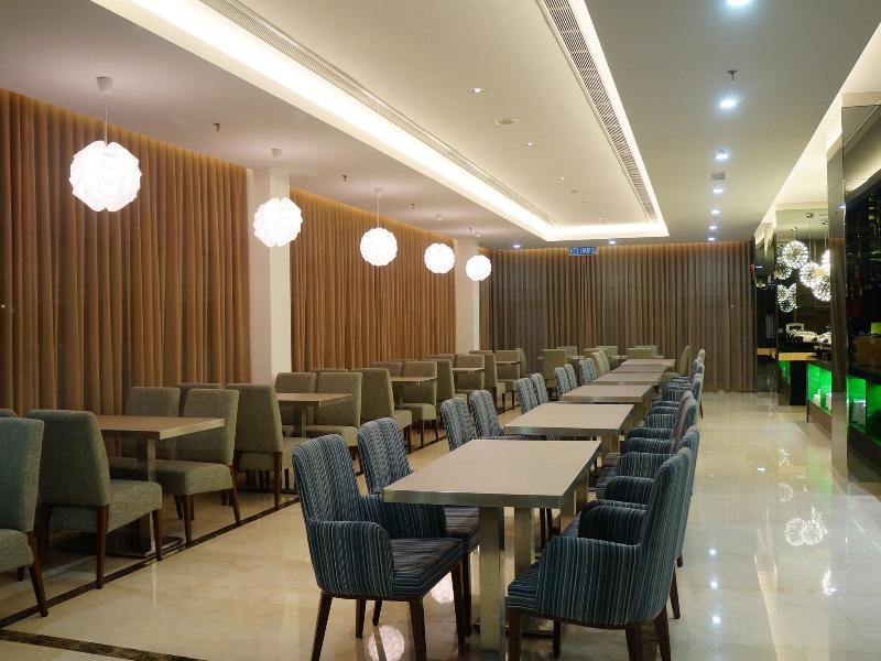 Greens Hotel Suites
