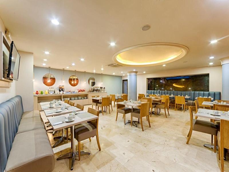 Hotel Caribe 79 image