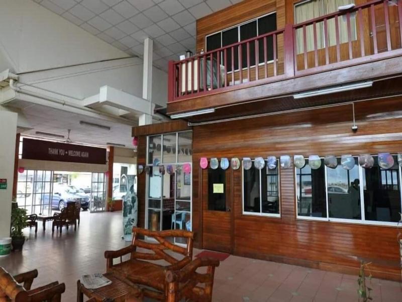 K T Beach Resort