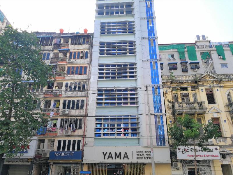 Yama Hotel Rooftop Bar image