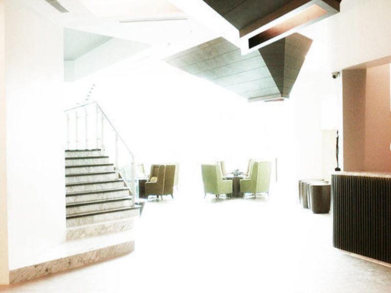 Wyne Hotel image