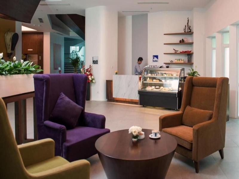 Wyne Hotel image