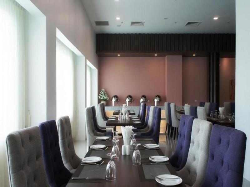 Wyne Hotel image