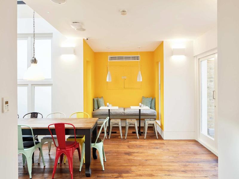 Z Hotel At Gloucester Place image