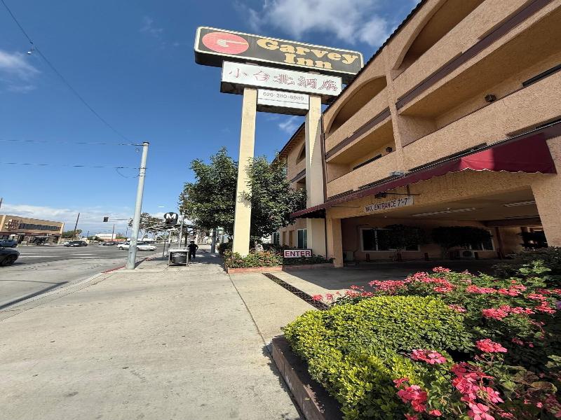 Garvey Inn image