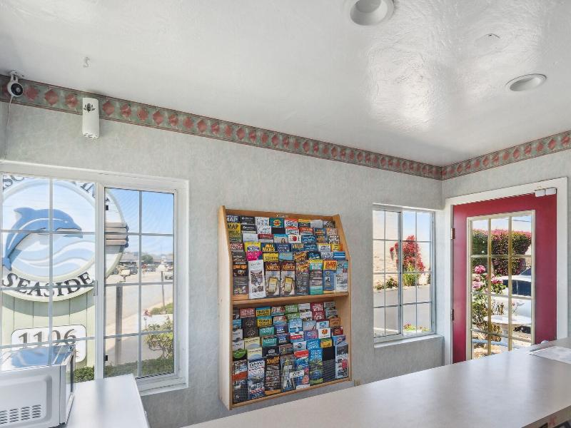 Discovery Inn Monterey image