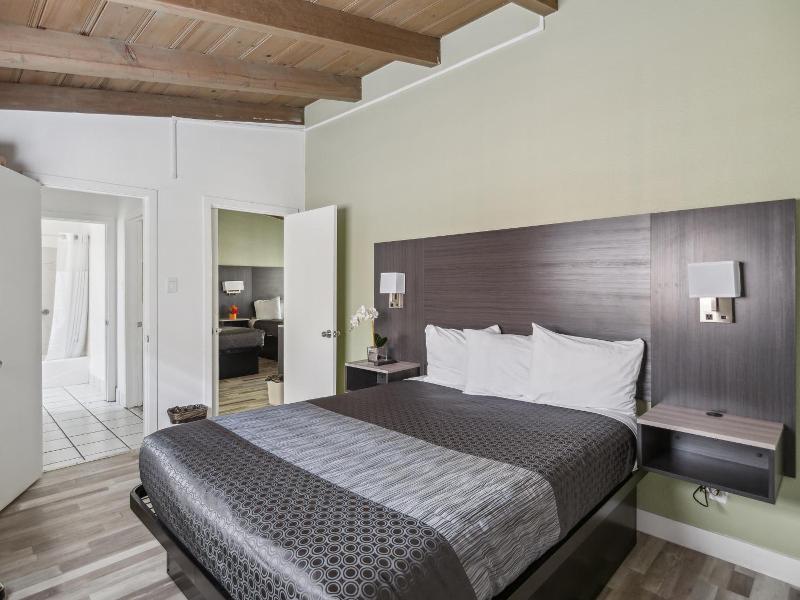 Discovery Inn Monterey image