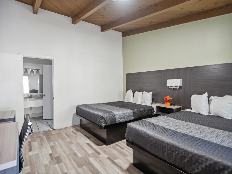 Discovery Inn Monterey image