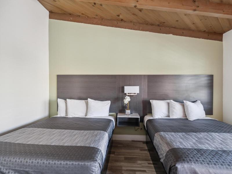 Discovery Inn Monterey image