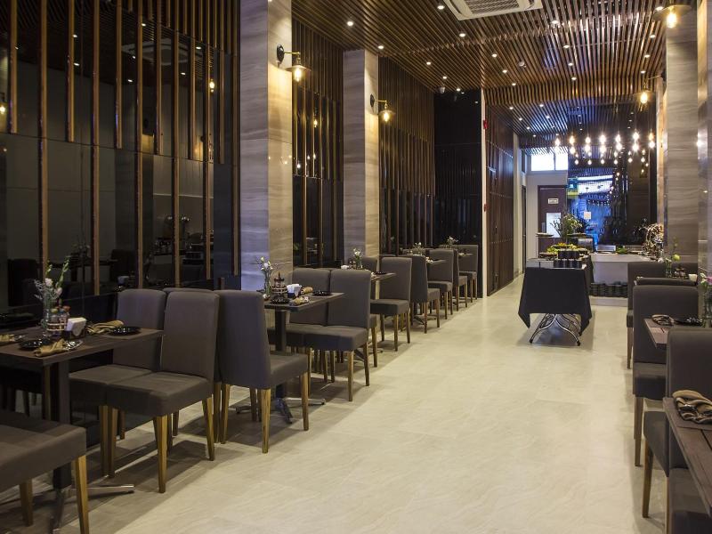 Aroma Nha Trang Boutique Hotel image