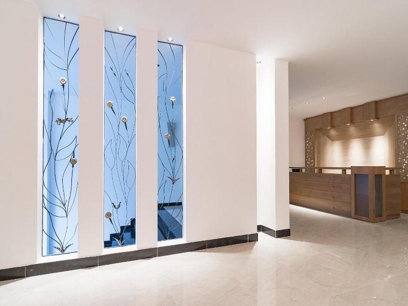 VeeVoo Hotel image