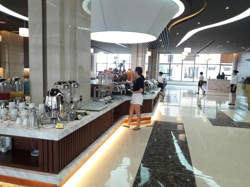 Muong Thanh Luxury Da Nang Hotel image