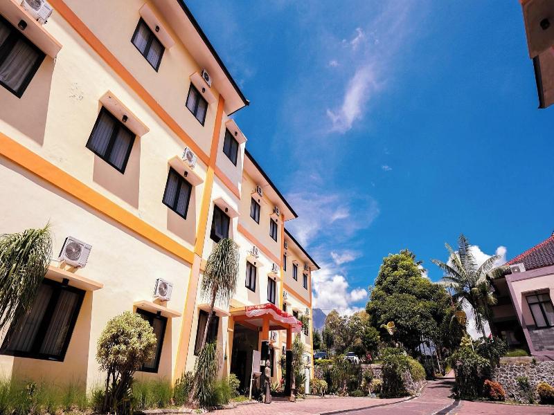 Ciptaningati Hotel image