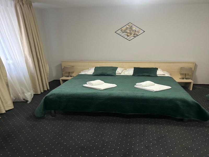 Hotel Pacific image