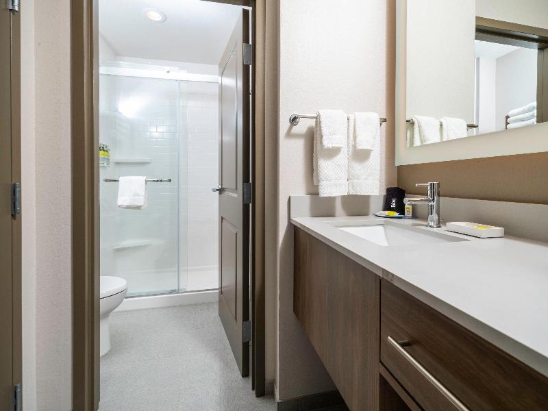 Staybridge Suites Florence – Cincinnati South image