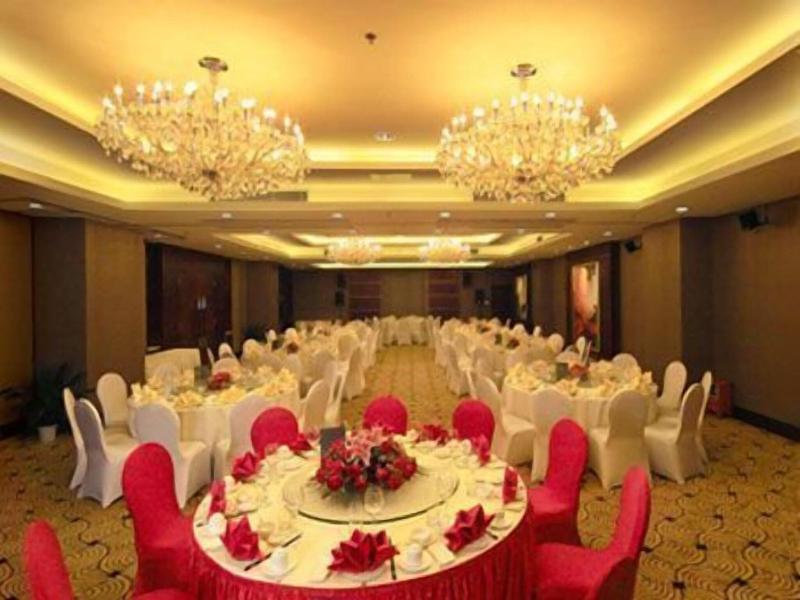 Golden Diamond Hotel Zhongshan image