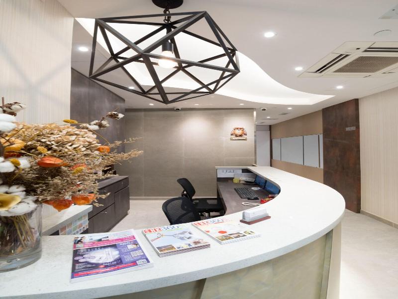 Metroplace Olympic Hotel image