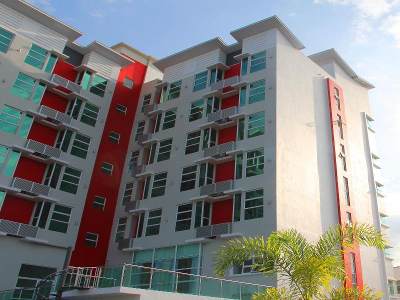 906 Premier Hotel image