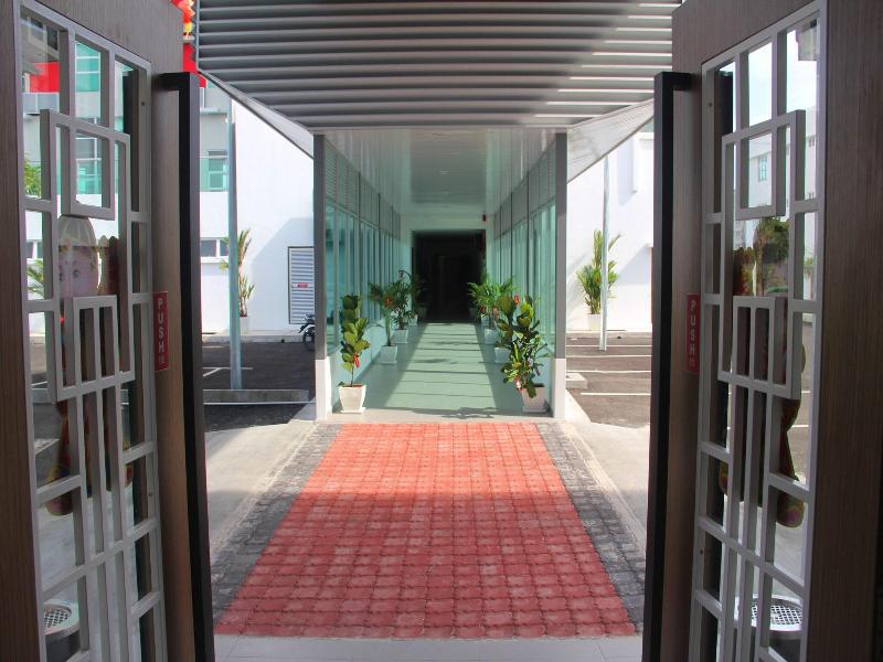 906 Premier Hotel image