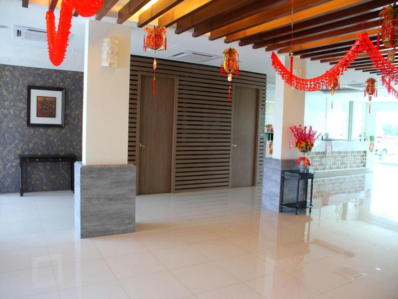 906 Premier Hotel image
