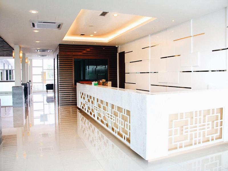 906 Premier Hotel image