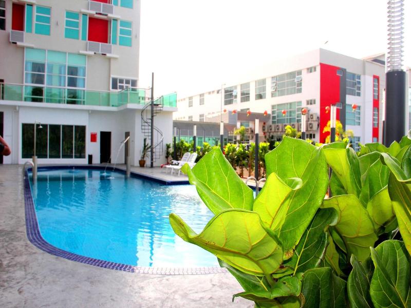 906 Premier Hotel image