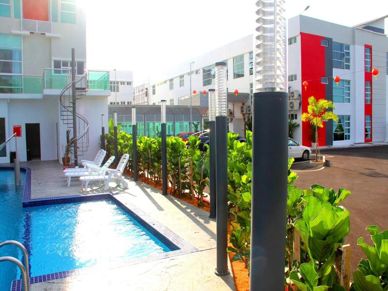 906 Premier Hotel image
