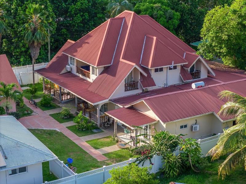 Villa Authentique image
