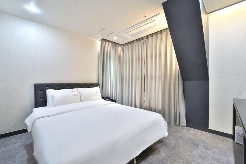 Busan Nampodong Platinum Hotel image