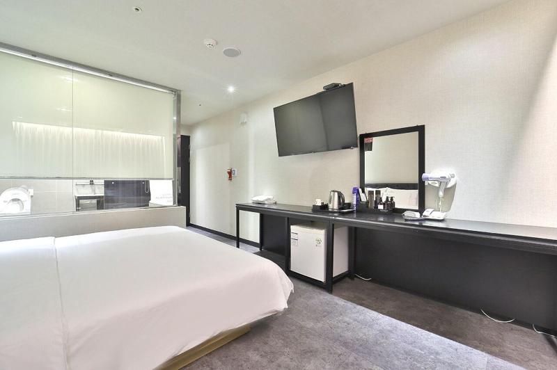 Busan Nampodong Platinum Hotel image