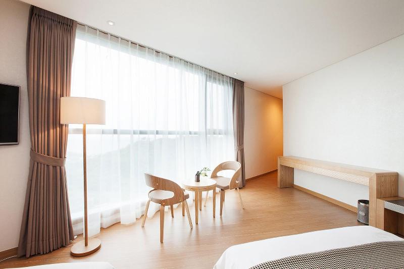 You Us Hotel image