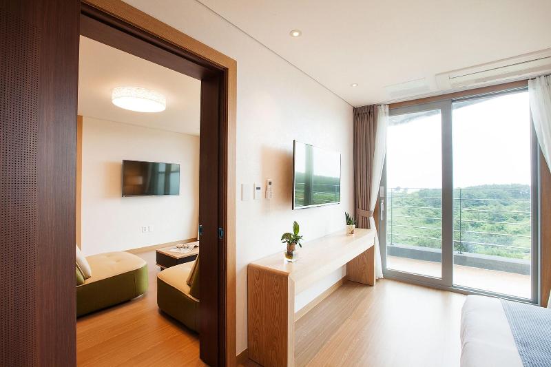You Us Hotel image