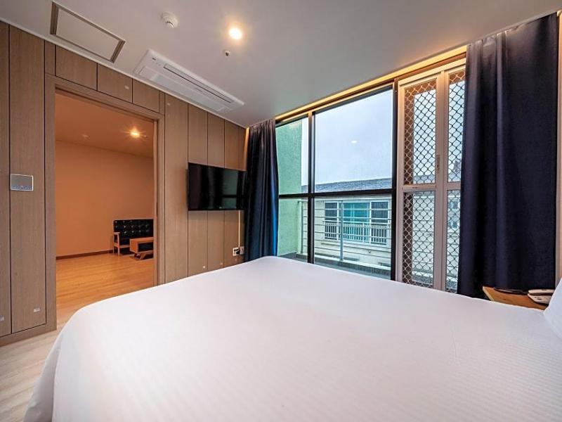 Seopjikoji Sunrise hotel image