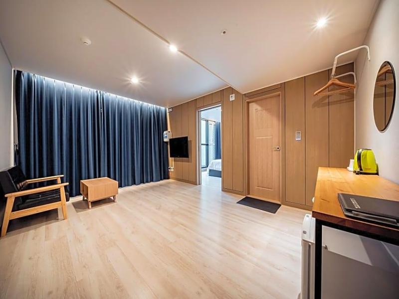 Seopjikoji Sunrise hotel image