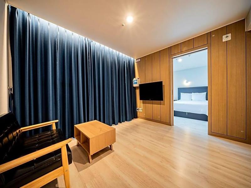 Seopjikoji Sunrise hotel image