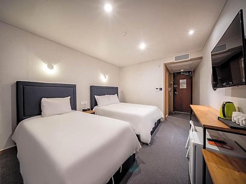 Seopjikoji Sunrise hotel image