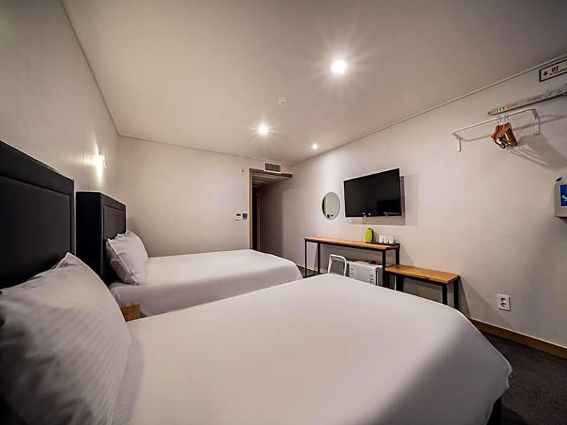 Seopjikoji Sunrise hotel image