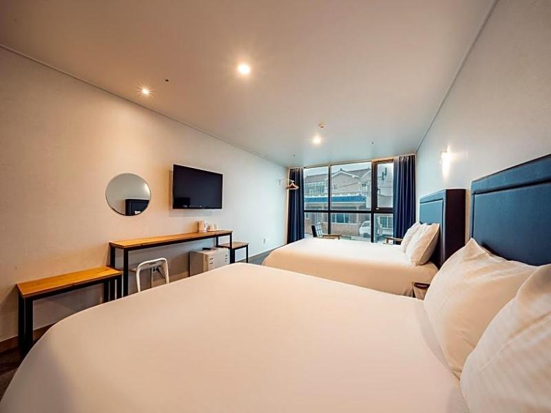Seopjikoji Sunrise hotel image