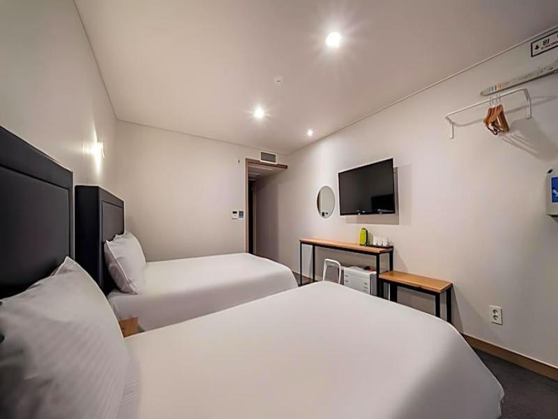 Seopjikoji Sunrise hotel image